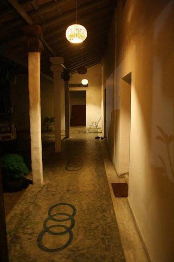 Coco Mari Villa Хиккадува Экстерьер фото